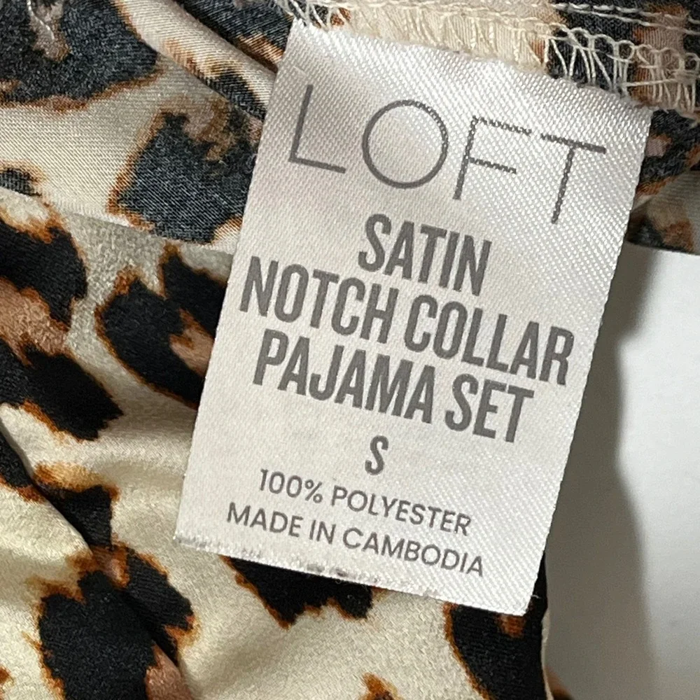 LOFT Satin Leopard Print Notch Collar Pajama Set Womens Small Brown Black LL025